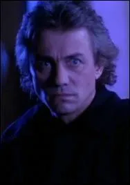 Dans l'pisode  Clones en srie , quelle sorcire se clone pour dtruire Gabriel ?