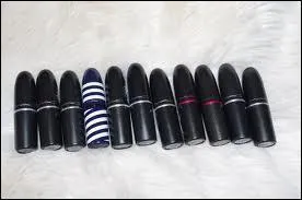 Ce sont des rouges à lèvres de chez...