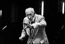 Ce chef d'orchestre dirigea plusieurs des crations de Stravinsky avec l'orchestre de la Suisse Romande. Quel est son nom ?