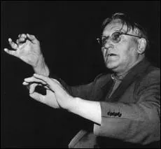 Qui est ce chef d'orchestre juif allemand fabuleux, auteur d'un livre remarquable sur la direction, crateur de nombreuses pices contemporaines et matre, entre autres, de Boulez ?