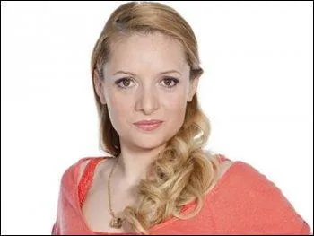 Voici la jeune maman de la srie, mais quel est son prnom ?