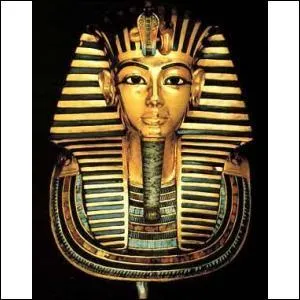 Comment s'appelait l'pouse du clbre pharaon Toutnkhamon ?