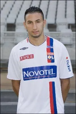 O volue Belhadj actuellement?