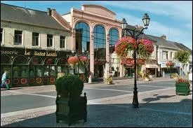 La ville de Fourmies (rgion Nord-Pas-de-Calais) se situe dans le dpartement n...