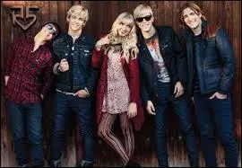 Quel premier EP le groupe a-t-il sorti ?