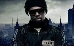 Qui est ce chanteur ?