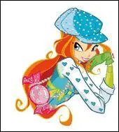 Contre qui Bloom fait-elle une bataille de boules de neige dans le film ?