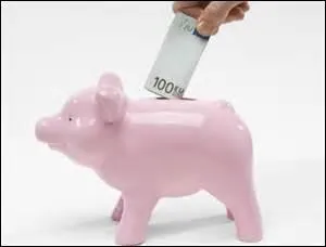 Sur le plan social, je dclare vouloir accomplir la ralisation de la loi sur les retraites ouvrires ; la loi sur les 10 h de travail journalier ; amliorer la loi Wadeck-Rousseau sur les syndicats ; racheter la compagnie des chemins de fer de l'Ouest en faillite ; intervenir dans le contrle de la scurit des mines (voir les racheter) et crer un impt ; mais lequel ?