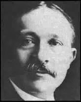 Lorsque la premire guerre mondiale clate en juillet 1914, je dfends dans mon journal  L'Union Sacre  la prminence des civils sur l'tat major et refuse le 26 aot 1914 la proposition de Aristide Briand d'entrer dans le gouvernement ; mais quel homme politique est le prsident du Conseil ?