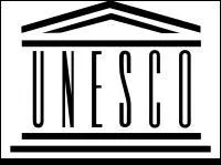 Contribue au maintien de la paix et de la scurit en resserrant, par l'ducation, la science et la culture, la collaboration entre nations :