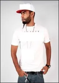 Quel est le nom de sa marque de vtement ?