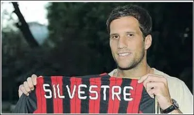 Qui est ce footballeur de l'AC Milan ?