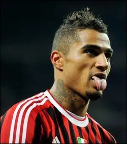 Qui est ce footballeur de l'AC Milan ?