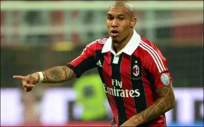 Qui est ce footballeur de l'AC Milan ?