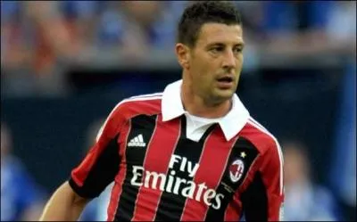 Qui est ce footballeur de l'AC Milan ?