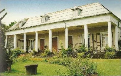 A qui appartient ce domaine et dans quel quartier se situe-t-il ?