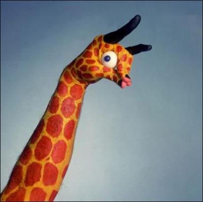 Combien la girafe a-t-elle de vertbres cervicales ?