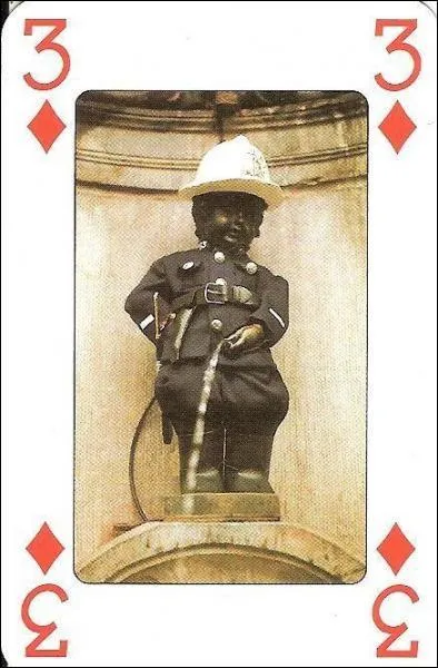 De quelle profession, le Manneken pis porte-t-il le costume ?