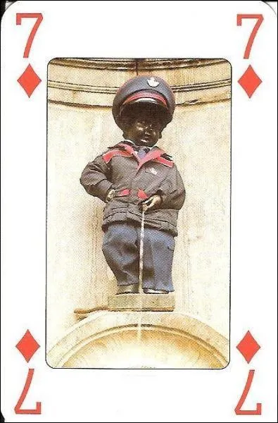 De quelle profession, le Manneken pis porte-t-il le costume ?
