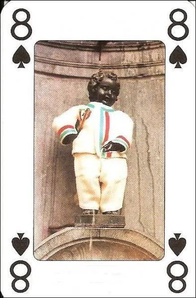 De quelle profession, le Manneken pis porte-t-il le costume ?