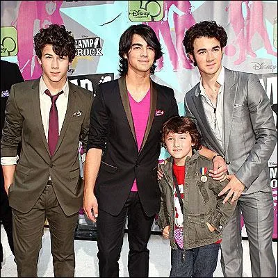 Et le tout dernier ?