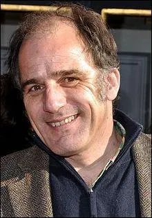 Comment le commandant Grard est-il surnomm par l'quipe ?