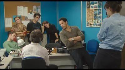 Emmanuelle Bercot, co-scnariste, joue galement un rle. Celui de...