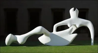Cette oruvre intitule ''Figure tendue'', est une sculpture de ?