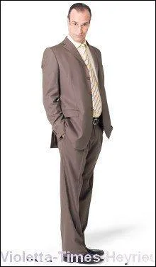 Alberto Allende joue le rle entre Clara et Diego dans la srie :