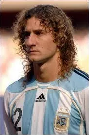 Ce joueur aux 36 slections volue du ct de Newcastle en Angleterre. Il s'agit bien videmment de :