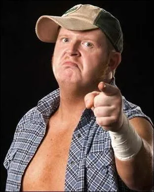 Qui est ce Catcheur recemment vir de la WWE ?