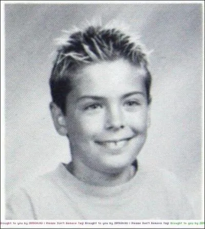 Qui est cette mini star ?