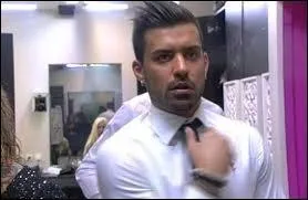 Qui a dcouvert son secret ?