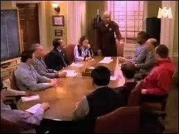 Dans l'pisode  Levez la main droite et... fuyez , quel film Michael ne veut absolument pas rater ?