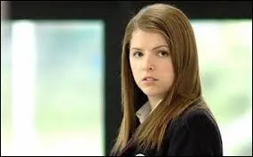 De qui Lauren Mallory est-elle jalouse ?