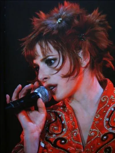 Comment le concert s'achve -t-il ? (Avant que l'ombre... )