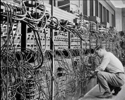 Maintenant,  votre avis, qui a russi  calculer pour la premire fois le premier millier de dcimales exactes ?