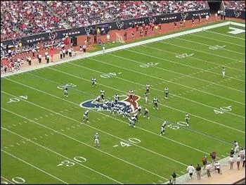 Le football amricain est-il le mme sport que le rugby ?