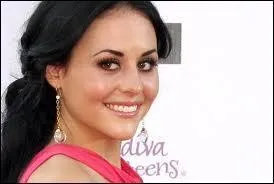 En quelle anne a-t-elle tourn dans la srie  quipe  ?