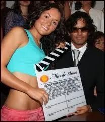 Dans la srie  Amour ocan , de qui tait-elle cense tre amoureuse ?