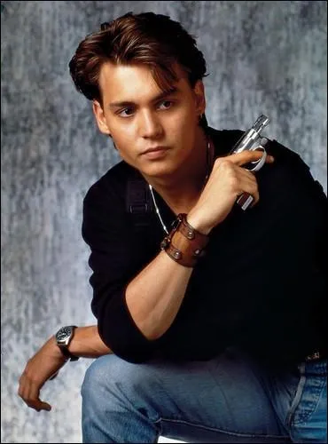 Pour terminer, quel rle tenait-il dans la srie mythique  21 Jump Street  ?