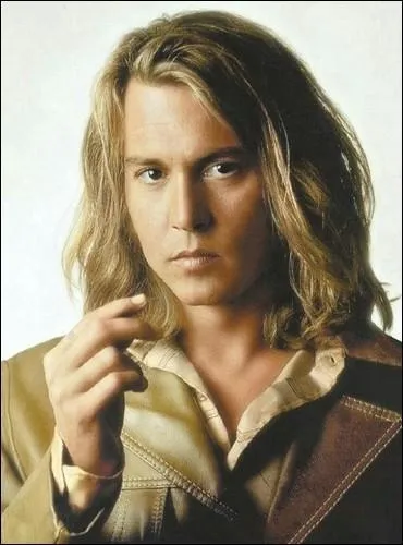 Dans le biopic  Blow , il incarne un trafiquant de drogues ayant rellement exist. Quel tait son nom ?