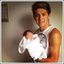 Comment s'appelle le neveu de Niall ?