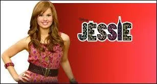 Dans la srie  Jessie , quel est le job de Debby ?