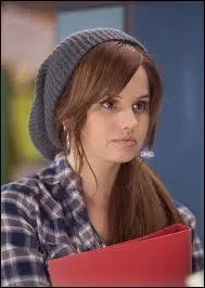 Observez l'image et dites-moi quel est ce film dans lequel Debby Ryan a jou ?