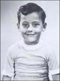 Qui est ce jeune homme ?