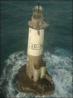 Le phare d'Ar-Men est-il gardienn ?