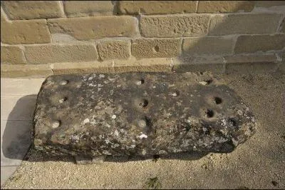 Si je vous dis que le code postal de Mours-Saint-Eusbe est 26540, dans quel dpartement se trouve ce village ?