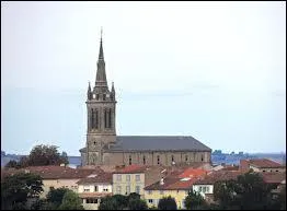 Je me rends � Villefranche-d'Albigeois (r�gion Midi-Pyr�n�es), commune situ�e dans le d�partement n�...