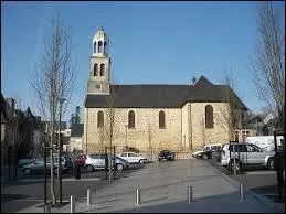 Voici l'�glise de Vern-sur-Seiche (Bretagne). La commune se situe dans le d�partement ...